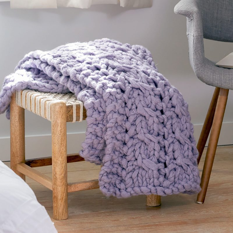 CoutureJazz CableandLaceBlanket