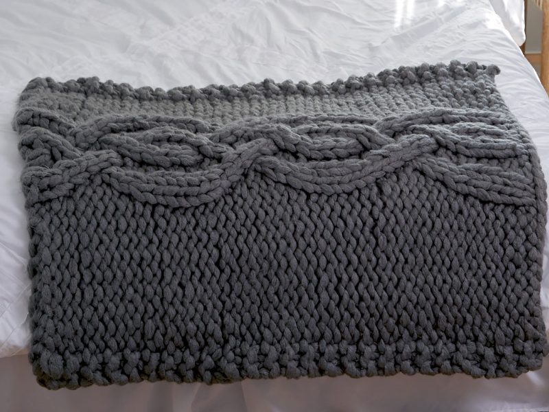 CoutureJazz CelticCableBlanket