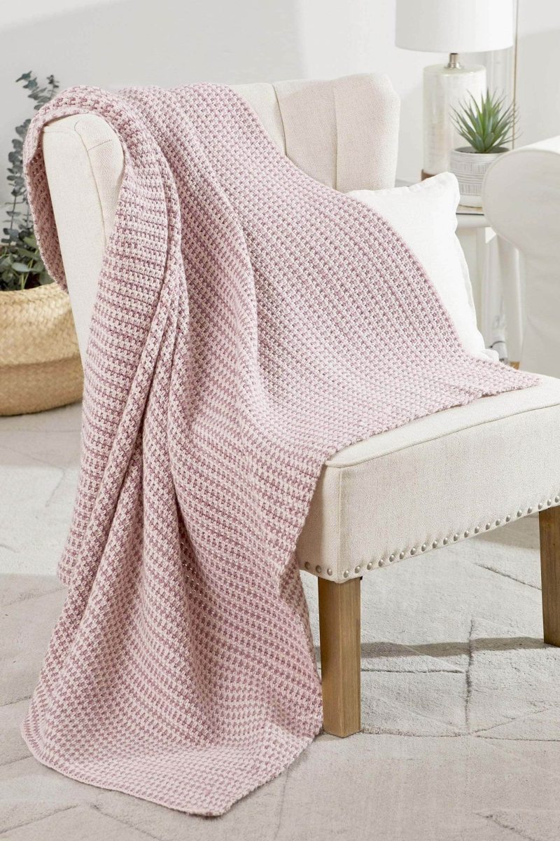 EverydayDK ComingUpRosesThrow 288R 3002b9c1 fd5d 4a84 a9a7 b880b01380ea