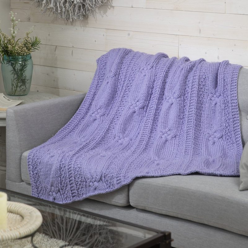 SerenityChunky CabledKnotThrow 1 square